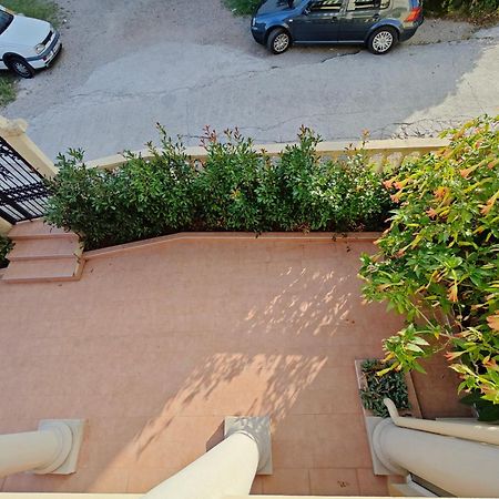 Apartmani Radovic Биела Номер фото