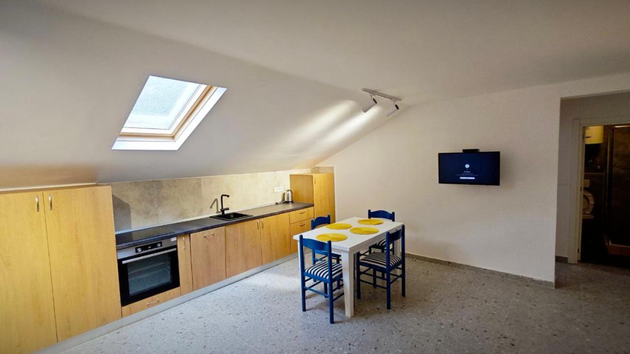 Apartmani Radovic Биела Экстерьер фото